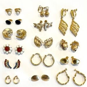 Vintage Clip & Screwback Earrings Lot Brushed Gold Tone Trifari Vendome 90s